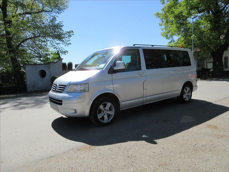Volkswagen Caravelle 2,5 TDi 128Kw, 4x4, 7míst, Lon - fotka 1 z 30