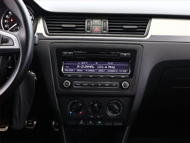 Škoda Rapid (2014) 1.2 TSI, Tempomat - fotka 10 z 15