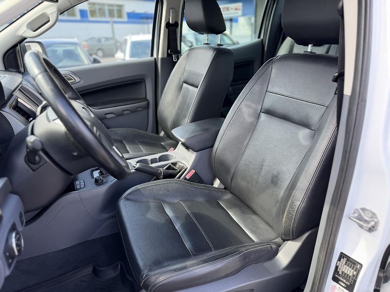 Ford Ranger 3.2 LIMITED, Tažné, kamera - fotka 6 z 18