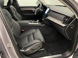 Volvo XC90 (2026) B5 AWD AUT BRIGHT PLUS 7míst - náhled 24
