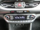 Hyundai i30 1,5 T-GDI 117kW Family Smart - náhled 16