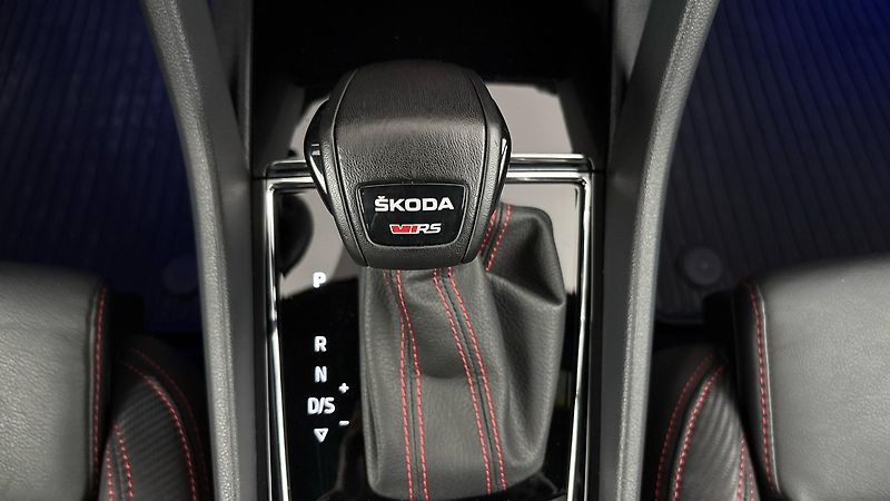 Škoda Kodiaq 2.0 TSI DSG 4x4 RS - fotka 29 z 36