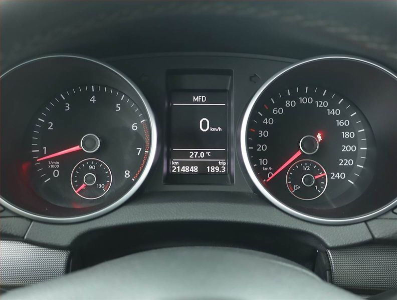 Volkswagen Golf (2011) 1.2 TSI, Tempomat - fotka 11 z 14