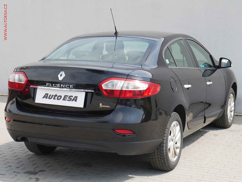Renault Fluence (2013) 1.6i, 1.maj,ČR, AC, tempo - fotka 4 z 19