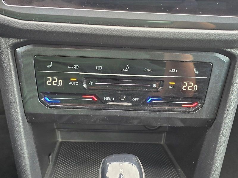 Volkswagen Tiguan (2023) 1,5TSI 110KW DSG LIFE - fotka 16 z 33