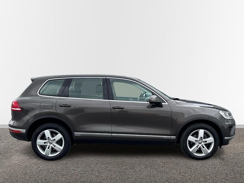 Volkswagen Touareg ČR - fotka 16 z 28