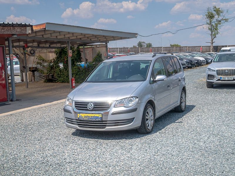 Volkswagen Touran (2008) 1.9TDI 77KW – ROZVODY - fotka 1 z 43