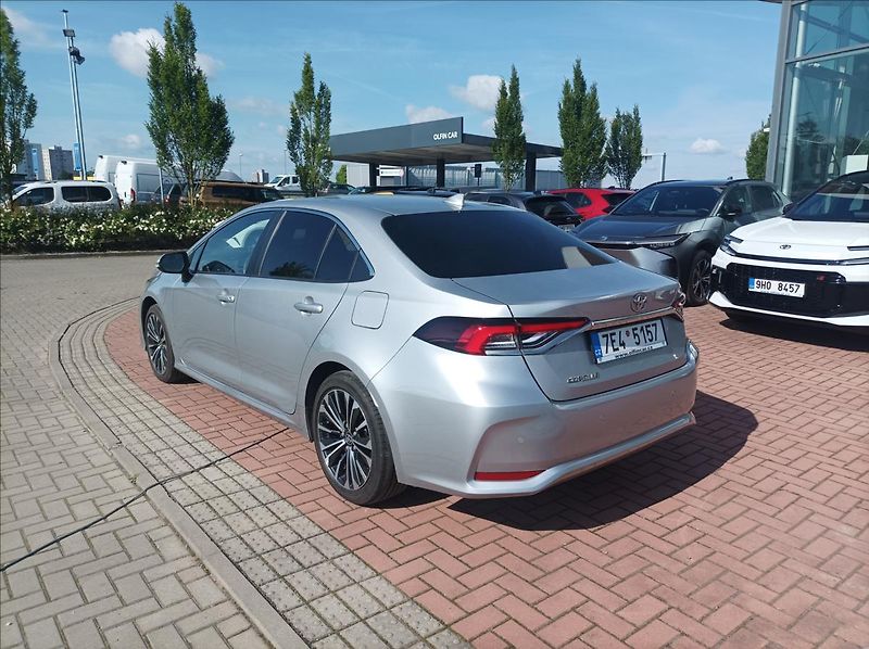 Toyota Corolla 1,5 Style - fotka 3 z 20