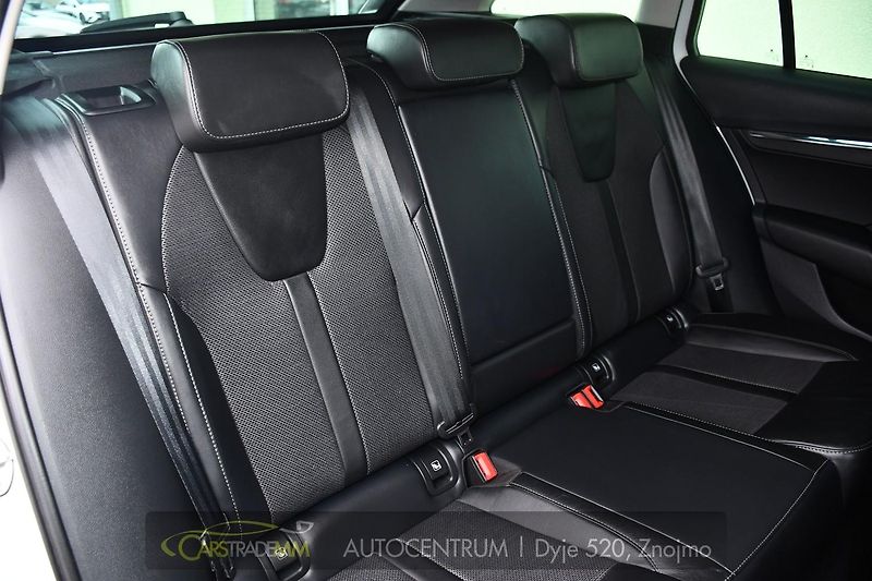 Škoda Octavia 2,0 TDI 110kW - fotka 20 z 50