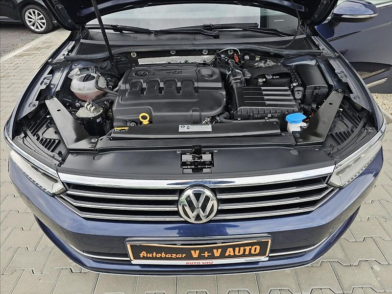 Volkswagen Passat B8 2,0 TDi 110KW Highline - fotka 44 z 45