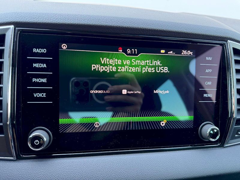 Škoda Karoq (2020) 1.5 TSI 110kW Drive 125 Let - fotka 22 z 35