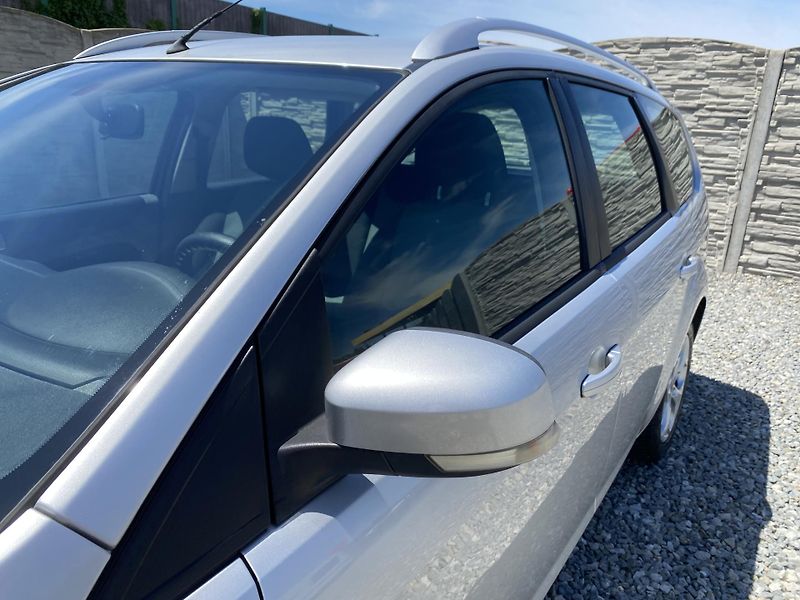 Ford Focus 1.6 TDCi 90PS KOMBI STK  - fotka 22 z 151