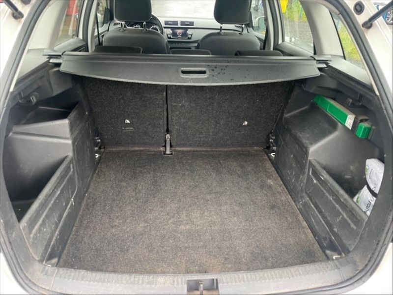 Škoda Fabia 1,0 TSI 70 Ambition - fotka 6 z 11
