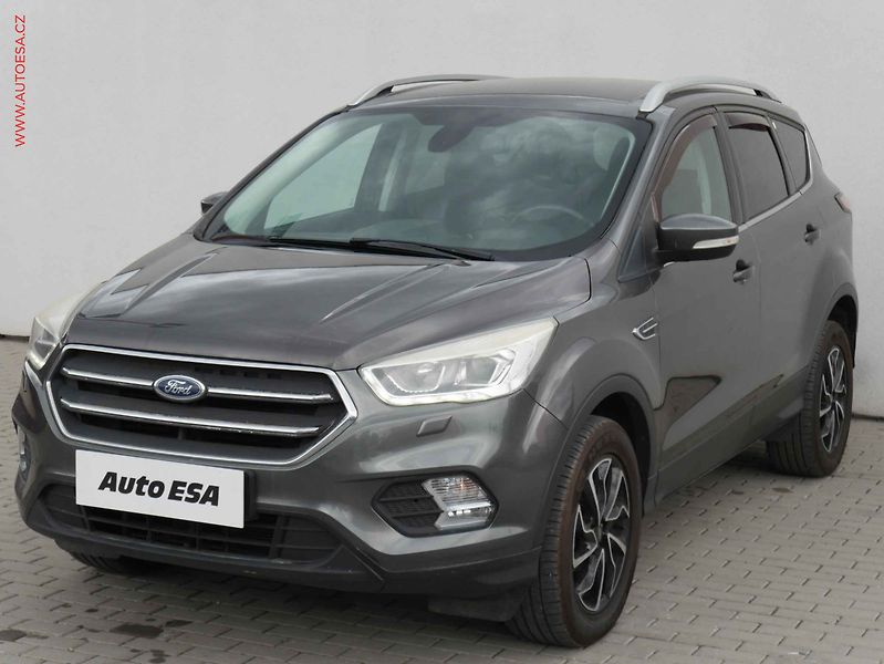 Ford Kuga (2017) 1.5TDCi, ČR, Navi, xenon - fotka 3 z 23