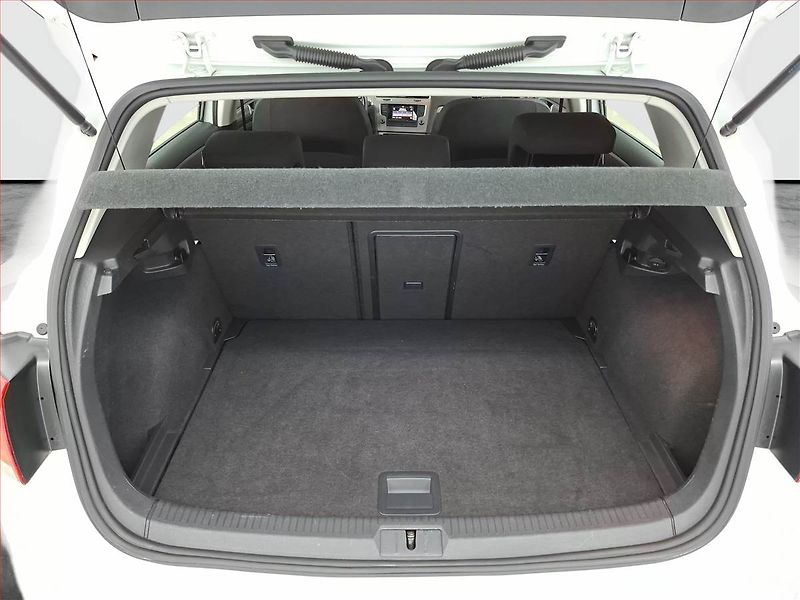 Volkswagen Golf (2014) 1.2 TSI, Tempomat - fotka 13 z 14