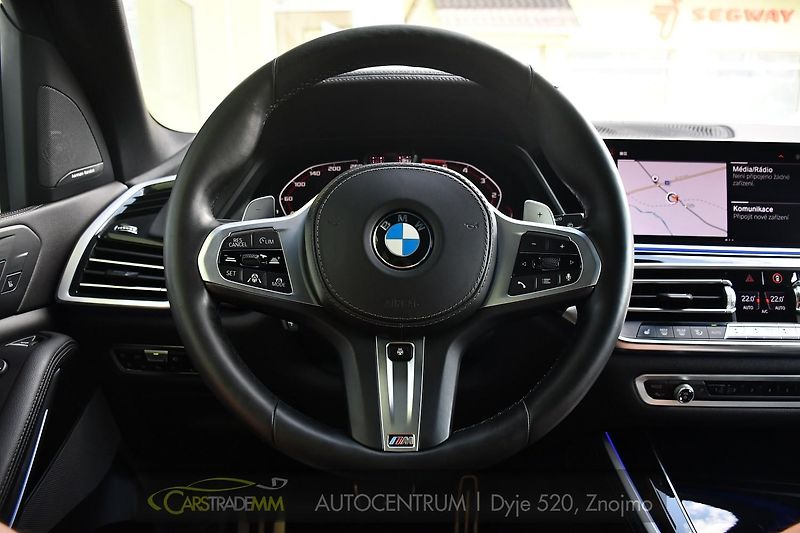 BMW X5 M50d xD M-SPORT HUD ČR 1M - fotka 31 z 67