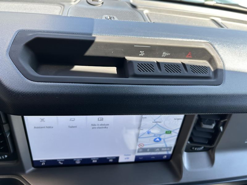 Ford Bronco 2.7 EcoBoost 246kW OUTER BANKS - fotka 24 z 36