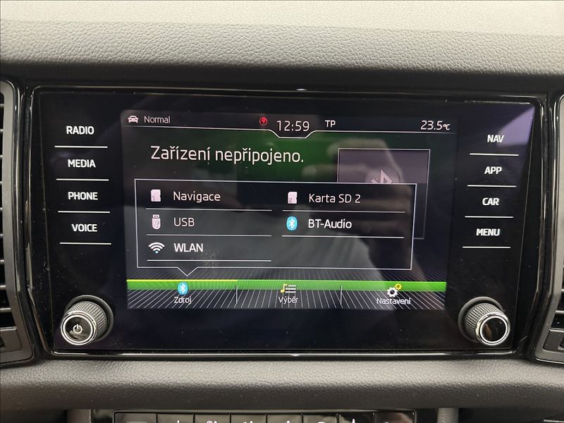 Škoda Kodiaq 2,0 RS CANTON DPH DCC 360° ČR - fotka 17 z 49