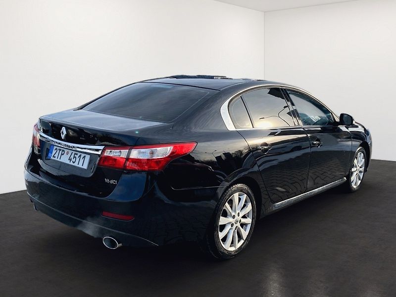 Renault Latitude (2012) 3.0dci V6, Initiale Paris - fotka 4 z 17