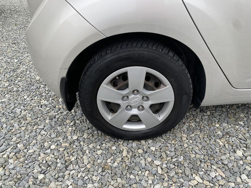 Kia Venga 1.4i 16v 90PS KLIMA SERVIS!!!  - fotka 51 z 144