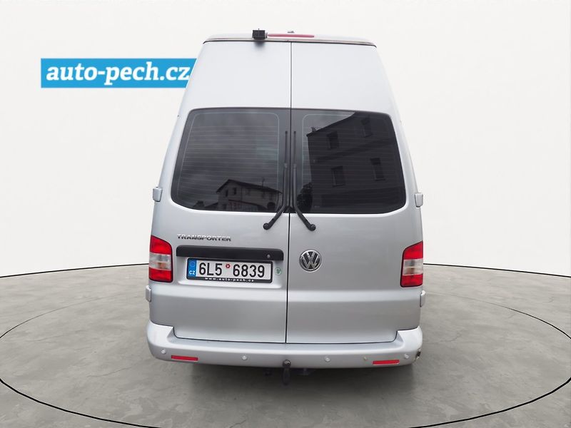 Volkswagen Transporter (2011) 2.0 TDI, 132 kW, Obytné - fotka 3 z 30