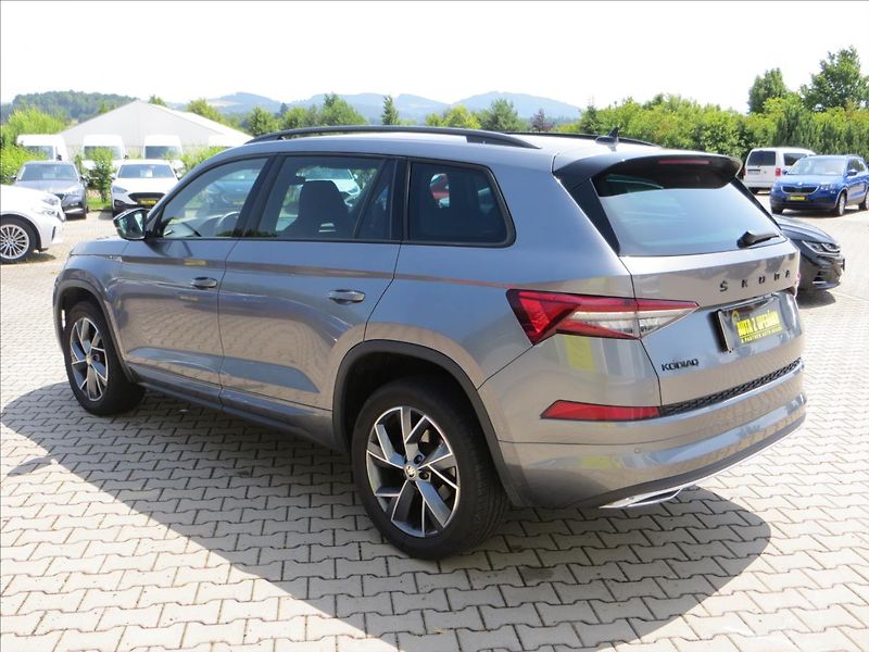 Škoda Kodiaq 2,0 TDI Sportline DSG Matrix - fotka 5 z 34