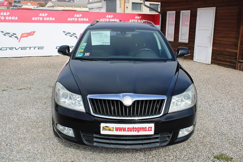 Škoda Octavia (2009) 1,4TSI KLIMA TEMPOMAT EL.OKNA  - fotka 2 z 15