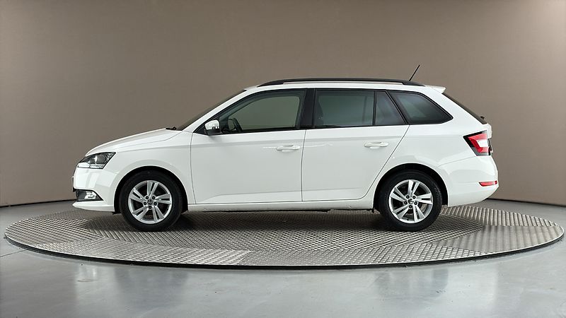 Škoda Fabia 1.0 TSI Ambition Combi - fotka 4 z 23