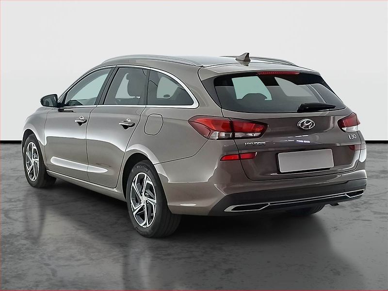 Hyundai i30 (2022) 1.0 T-GDI, Serv.kniha - fotka 4 z 18