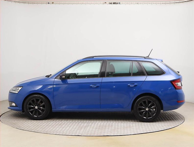 Škoda Fabia (2022) 1.0 TSI, Navi, Tempomat - fotka 3 z 22