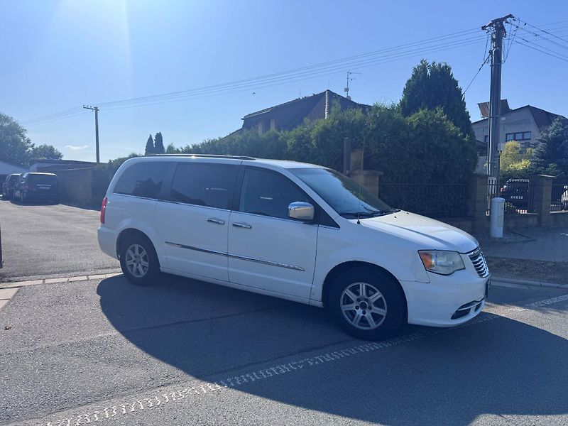 Chrysler Town & Country (2011) 3,6 V6 RT El dveře DO 2011 - fotografie inzerátu