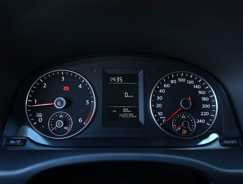 Volkswagen Caddy (2015) Maxi 1.6 TDI, 7Míst, ČR - fotka 11 z 19