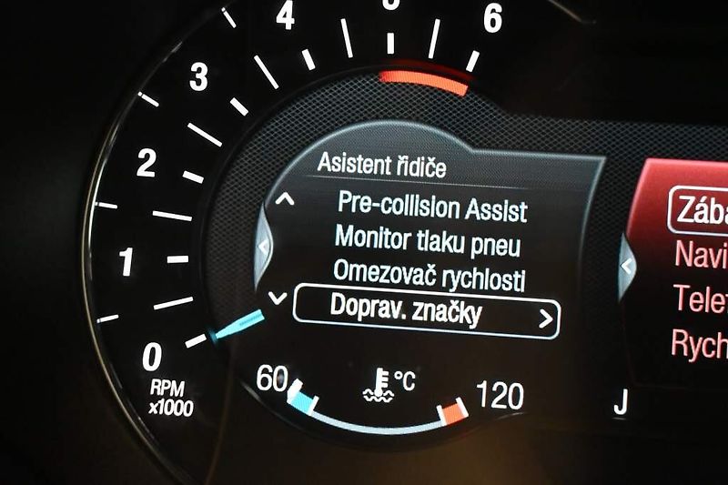 Ford S-MAX (2020) 2.0 LED SONY ACC 8AT ECOBLUE T - fotka 25 z 36