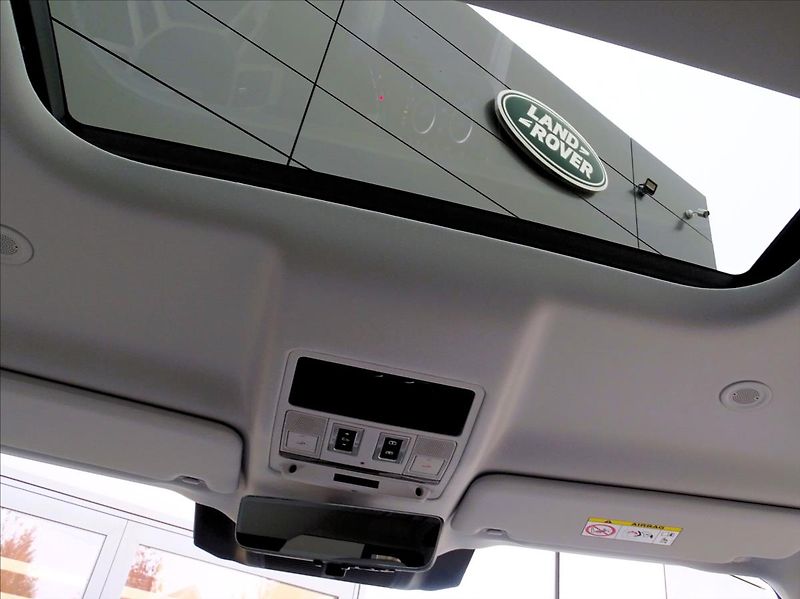 Land Rover Defender (2026) 110 D250 X-DYNAMIC SE - fotka 21 z 27