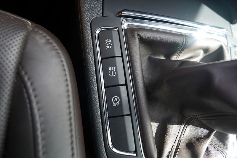 Škoda Superb 2.0 TDI 125 kW L&K/ČR/DPH - fotka 39 z 44