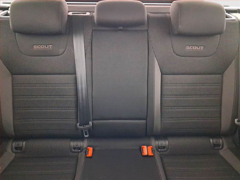 Škoda Octavia (2018) Scout 1.8 TSI, 4X4, Automat - fotka 10 z 23