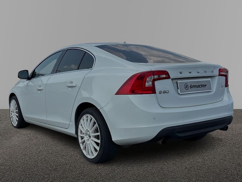 Volvo S60 Sedan - fotka 2 z 10