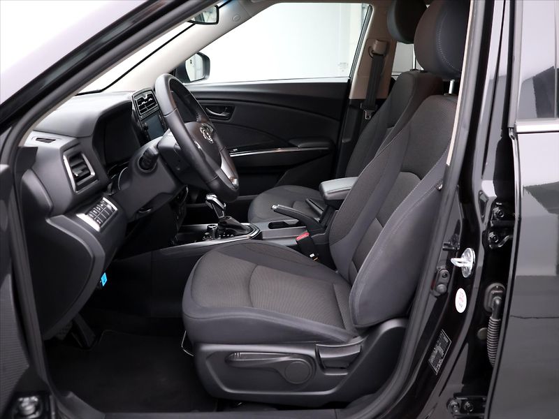 SsangYong Tivoli 1,5 T-GDI 120kW Automat - fotka 11 z 36