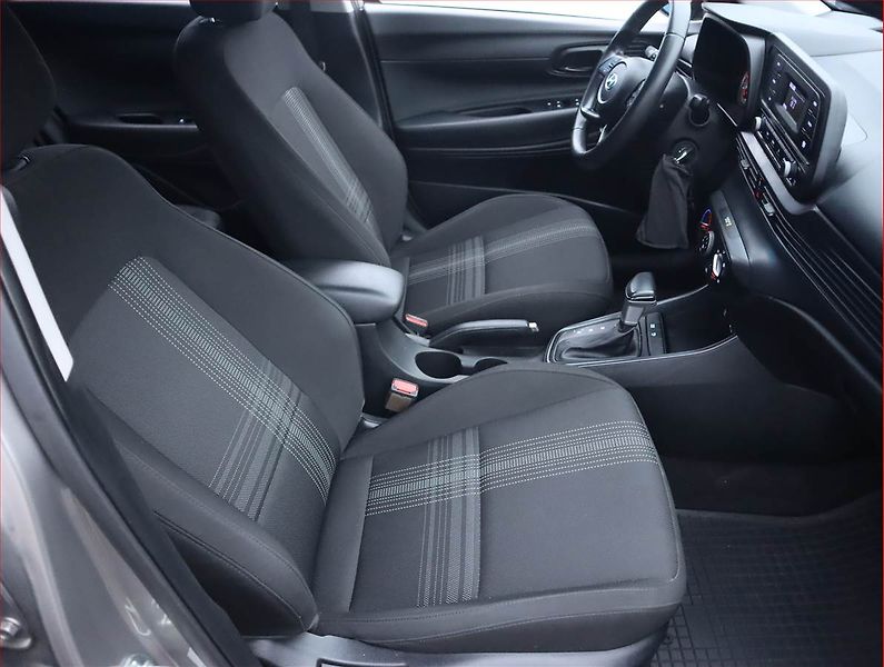 Hyundai i20 (2022) Comfort 1.0 T-GDI, Automat - fotka 9 z 19