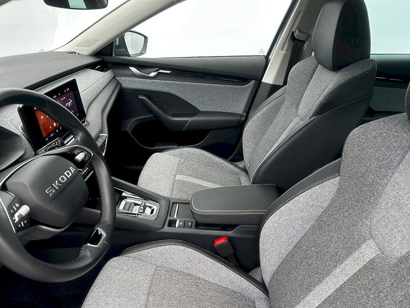 Škoda Octavia (2025) Combi 2.0 TDI 110kW DSG Select - fotka 25 z 35