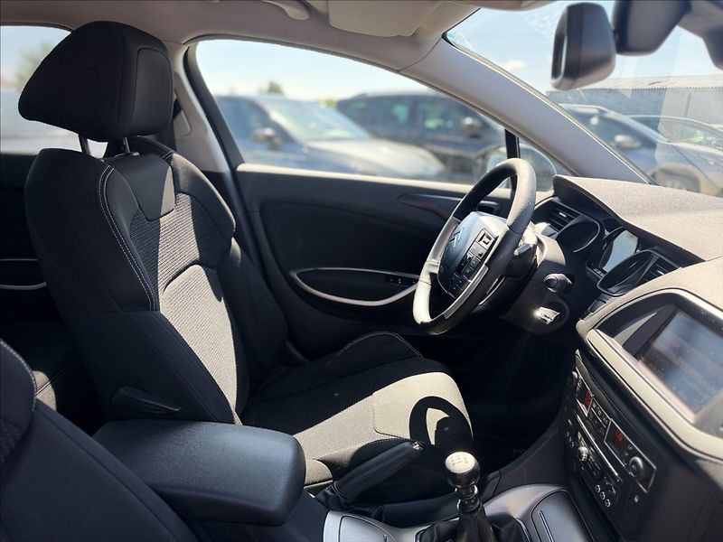Citroën C5 2,0 HDI 103kW NOVÉ ROZVODY - fotka 25 z 28