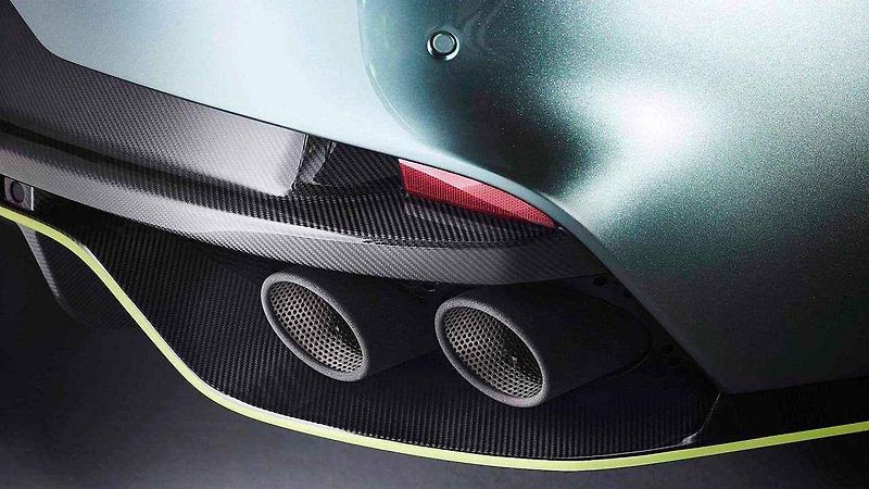 Aston Martin Rapide AMR.
