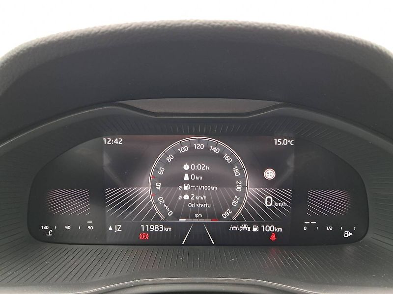 Škoda Scala (2024) SELECTION 130 let  1.0 TSI / 8 - fotka 9 z 29