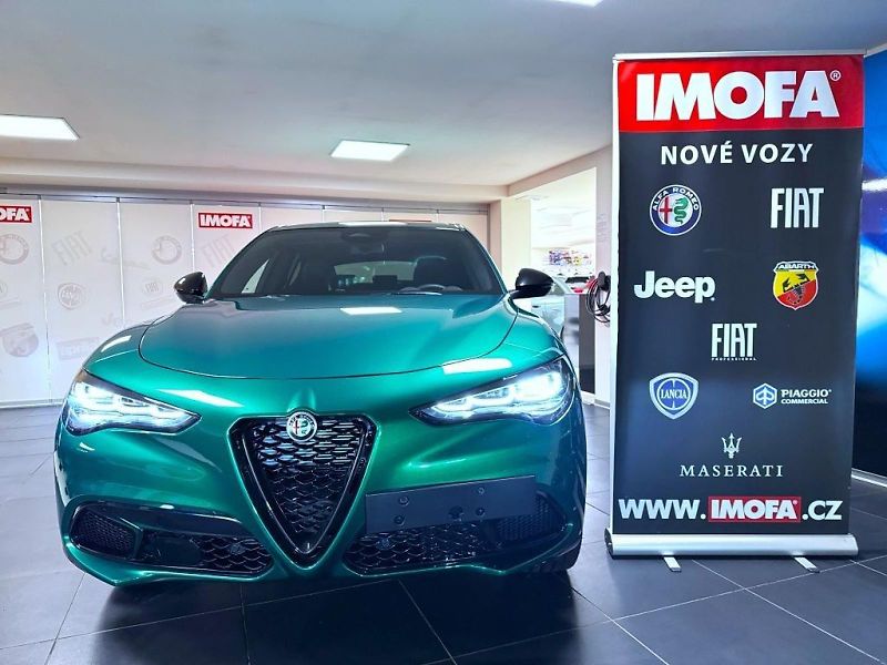 Alfa Romeo Stelvio (2026) 2.0 T 280k AT8 ZF Q4 4x4 Inten - fotka 2 z 25