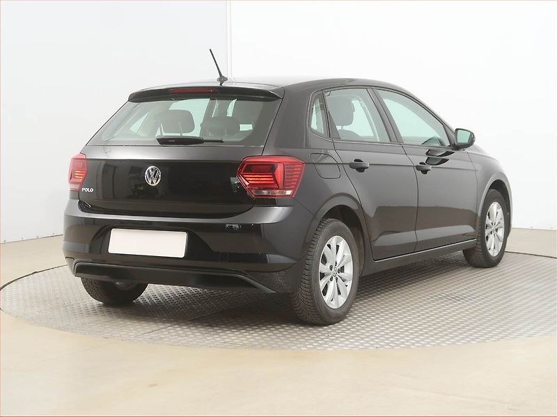 Volkswagen Polo (2019) Highline 1.0 TSI, ČR,1.maj - fotka 5 z 16