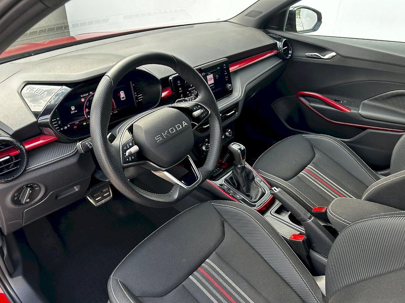 Škoda Fabia (2025) 1.5 TSI 110kW DSG Monte Carlo - fotka 25 z 35