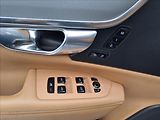 Volvo V90 2,0 T5  INSCRIPTION - náhled 11