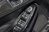 Ford Fiesta 1.5TDCi TITANIUM SERVIS. KN. - náhled 21