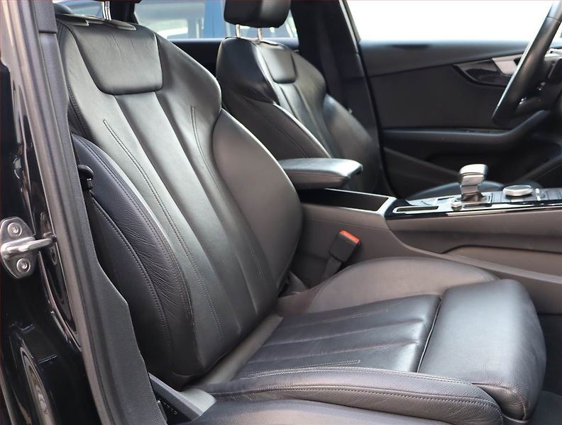 Audi A4 (2018) 3.0 TDI, 4X4, Automat - fotka 9 z 21