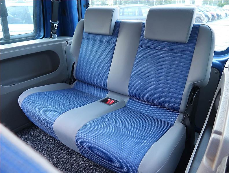 Volkswagen Caddy (2005) 1.6, 7Míst, 1Maj - fotka 15 z 17